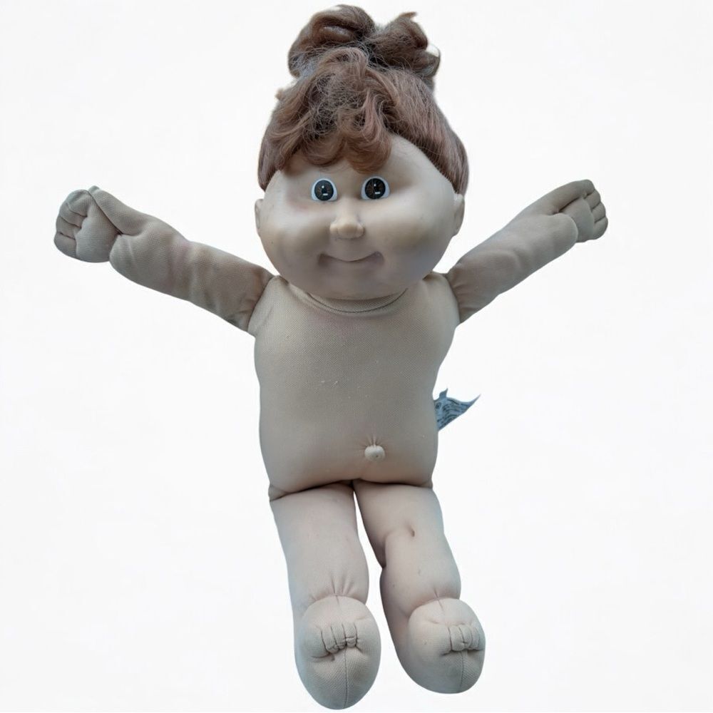 Cabbage Patch Kid 1983 Doll – Signed Xavier Roberts – Vintage Collectible